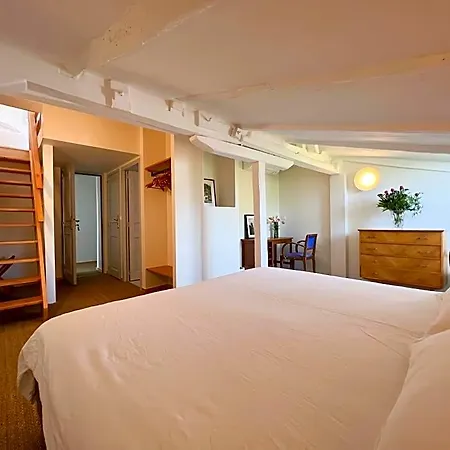 Casaviel Bed & Breakfast 3*