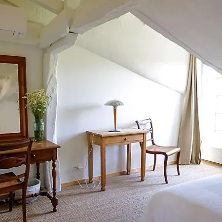 Casaviel Bed & Breakfast 3*